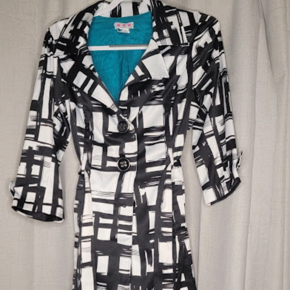 Three Pink Hearts- Jacket with buttons and waist tie Size Large